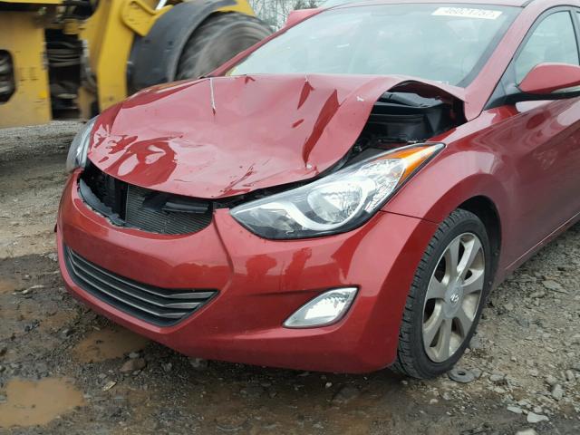 KMHDH4AE3CU306582 - 2012 HYUNDAI ELANTRA GL RED photo 9