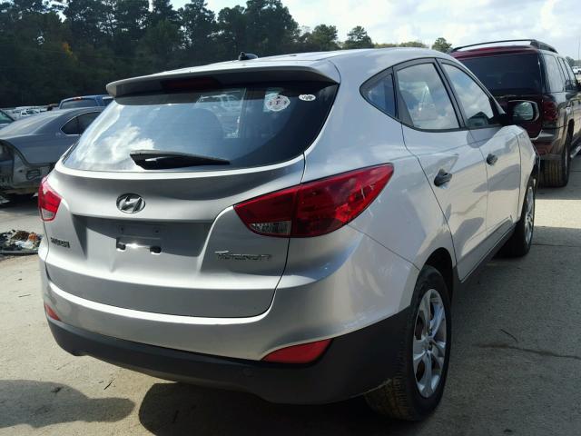 KM8JT3AC5AU089415 - 2010 HYUNDAI TUCSON GLS SILVER photo 4