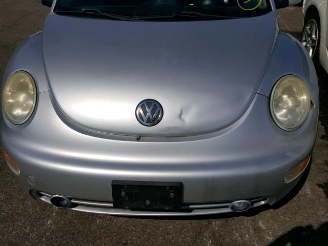 3VWCK21C31M458252 - 2001 VOLKSWAGEN NEW BEETLE 银色 照片 9