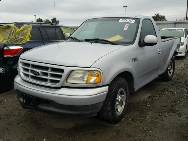 1FTRF17203NB17006 - 2003 FORD F150 SILVER photo 2