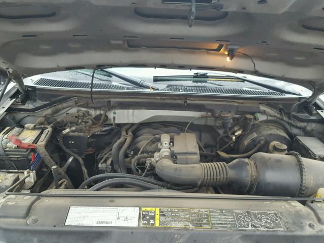 1FTRF17203NB17006 - 2003 FORD F150 SILVER photo 7