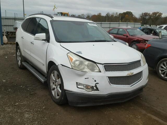 1GNER33D29S125697 - 2009 CHEVROLET TRAVERSE L WHITE photo 1