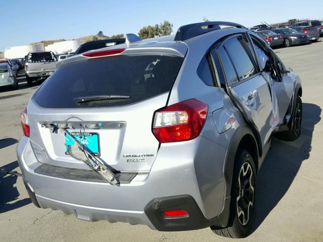 JF2GPANC5HH228867 - 2017 SUBARU CROSSTREK GRAY photo 4