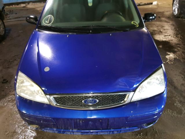 1FAHP36N66W118553 - 2006 FORD FOCUS ZXW BLUE photo 7