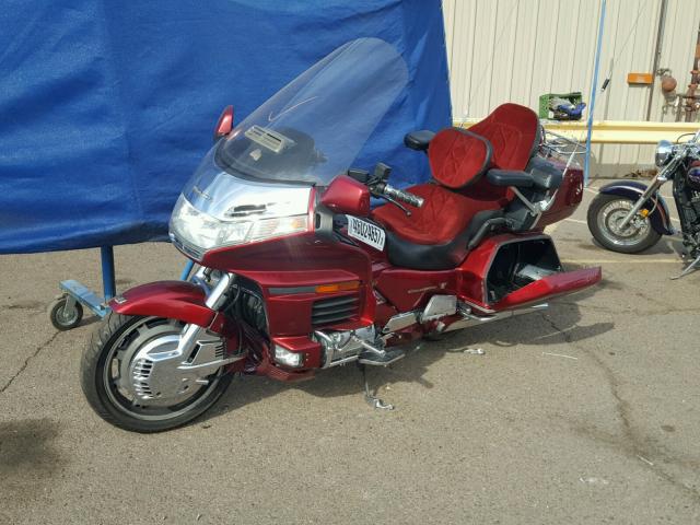 1HFSC2201WA000297 - 1998 HONDA GL1500 A RED photo 2