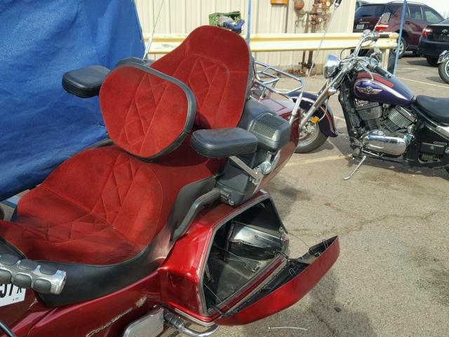 1HFSC2201WA000297 - 1998 HONDA GL1500 A RED photo 6