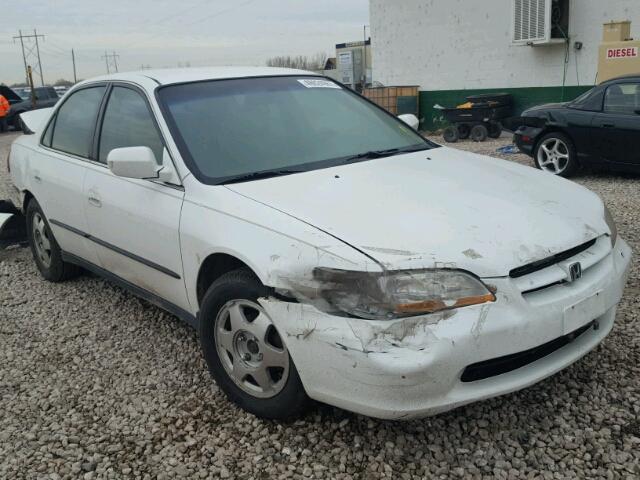 JHMCG5643XC003160 - 1999 HONDA ACCORD LX WHITE photo 1