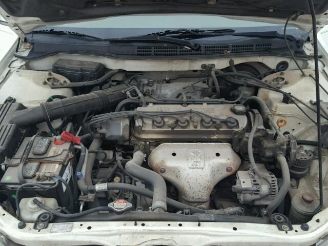 JHMCG5643XC003160 - 1999 HONDA ACCORD LX WHITE photo 7