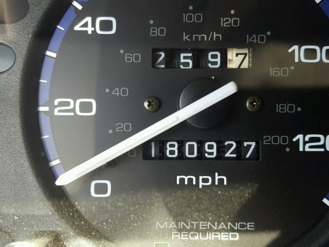 2HGEJ6613YH597451 - 2000 HONDA CIVIC BASE SILVER photo 8