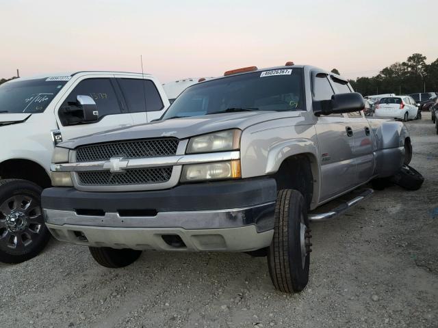 1GCJK33284F245340 - 2004 CHEVROLET SILVERADO GRAY photo 2