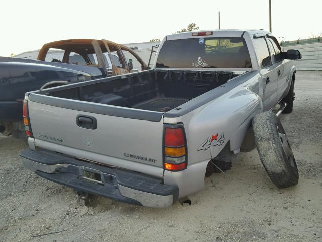 1GCJK33284F245340 - 2004 CHEVROLET SILVERADO GRAY photo 4