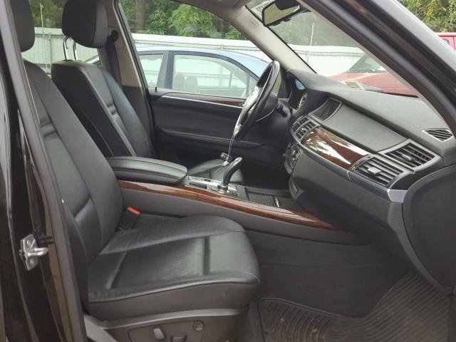 5UXZV4C57BL739227 - 2011 BMW X5 XDRIVE3 BLACK photo 5