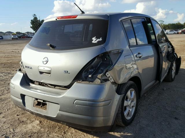 3N1BC13E48L397128 - 2008 NISSAN VERSA S GRAY photo 4