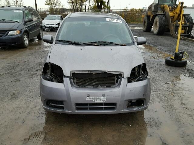 KL2TD556X7B090903 - 2007 PONTIAC WAVE GRAY photo 9