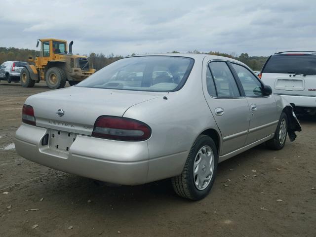 1N4BU31D6TC177211 - 1996 NISSAN ALTIMA XE SILVER photo 4