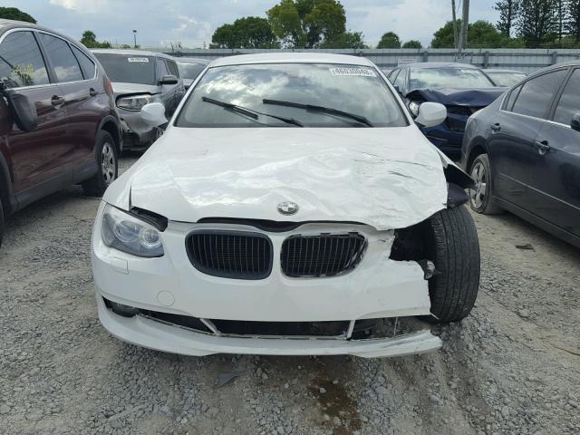 WBAKE5C57BE432120 - 2011 BMW 328 I SULE WHITE photo 9