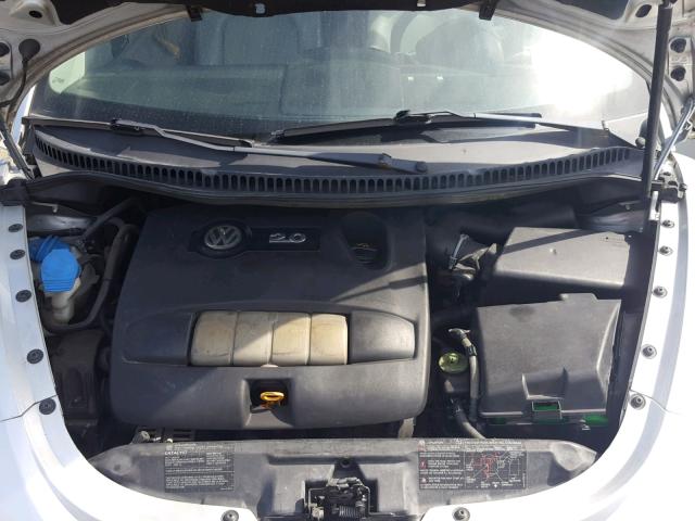 3VWCM21Y34M311150 - 2004 VOLKSWAGEN NEW BEETLE 银色 照片 7