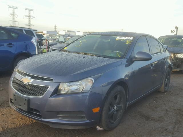 1G1PC5SBXD7276161 - 2013 CHEVROLET CRUZE LT BLUE photo 2