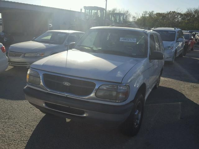 1FMZU32X3WZA48325 - 1998 FORD EXPLORER WHITE photo 2