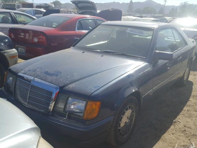 WDBEA51D7LB256029 - 1990 MERCEDES-BENZ 300 CE BLUE photo 2