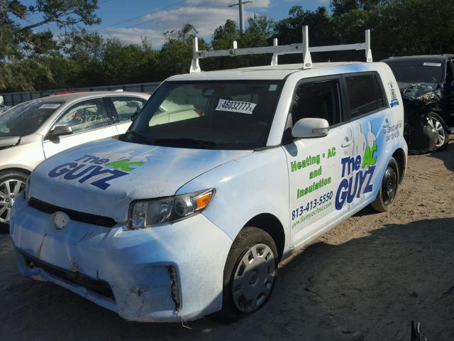 JTLZE4FE7EJ064609 - 2014 TOYOTA SCION XB WHITE photo 2