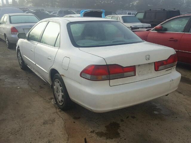 1HGCG66542A172867 - 2002 HONDA ACCORD LX WHITE photo 3