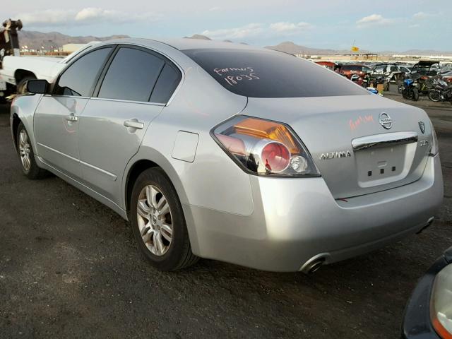 1N4AL2AP4CN516507 - 2012 NISSAN ALTIMA BAS SILVER photo 3