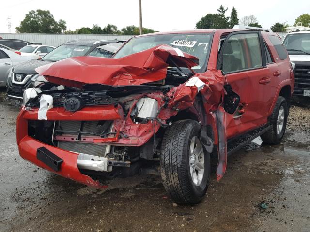 JTEBU5JR9H5433155 - 2017 TOYOTA 4RUNNER SR RED photo 2