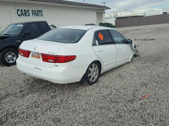 1HGCM66895A059519 - 2005 HONDA ACCORD EX WHITE photo 4