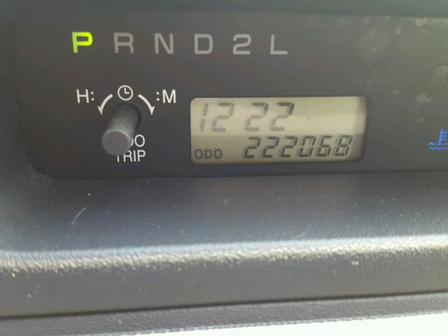 JTLKT324X40152587 - 2004 TOYOTA SCION XB ნაცრისფერი ფოტო 8