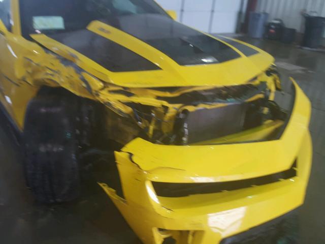 2G1FL1EP6D9802358 - 2013 CHEVROLET CAMARO ZL1 YELLOW photo 9