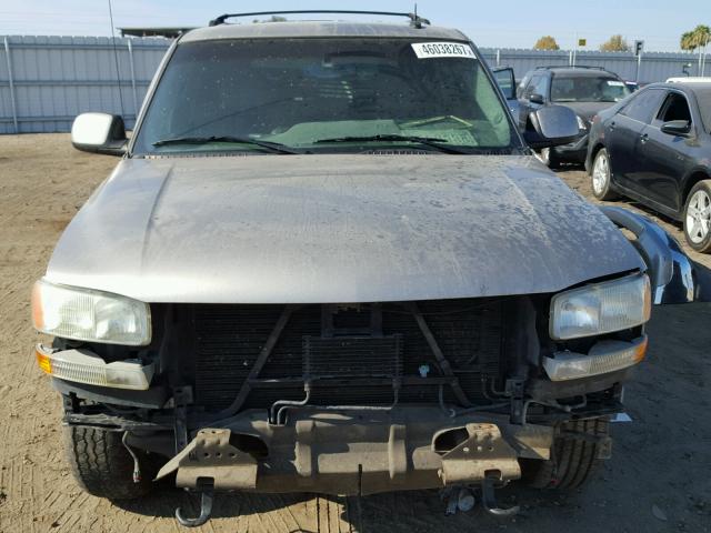 1GKEC13TX3R226186 - 2003 GMC YUKON BEIGE photo 9