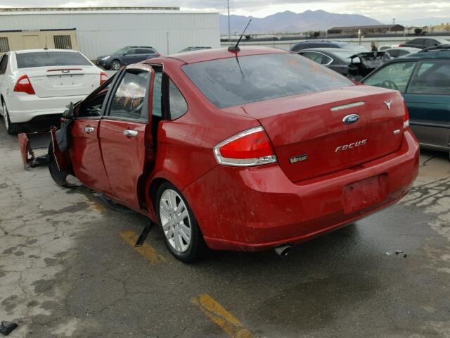 1FAHP3HN2AW164810 - 2010 FORD FOCUS SEL RED photo 3