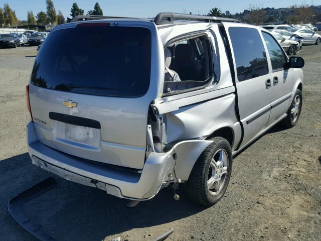 1GNDV23178D199000 - 2008 CHEVROLET UPLANDER L SILVER photo 4