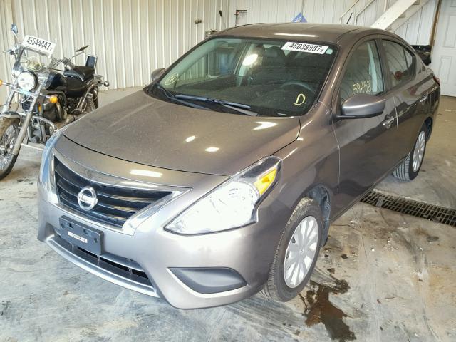 3N1CN7AP0FL824873 - 2015 NISSAN VERSA S BROWN photo 2