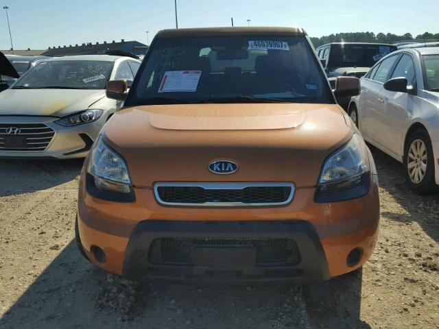 KNDJT2A26B7298460 - 2011 KIA SOUL + ORANGE photo 9