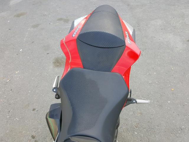 JS1GR7MA0E2101223 - 2014 SUZUKI GSX-R750 RED photo 6