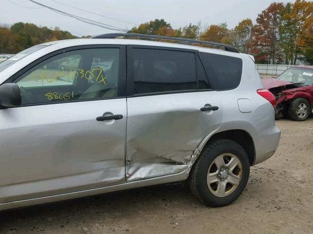 JTMZD33V866015419 - 2006 TOYOTA RAV4 SILVER photo 9