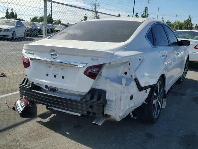 1N4AL3AP5HN316300 - 2017 NISSAN ALTIMA 2.5 WHITE photo 4