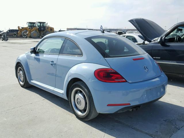 3VWJP7AT9CM628963 - 2012 VOLKSWAGEN BEETLE BLUE photo 3