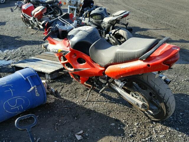 JS1GN79A852100938 - 2005 SUZUKI GSX600 F RED photo 3