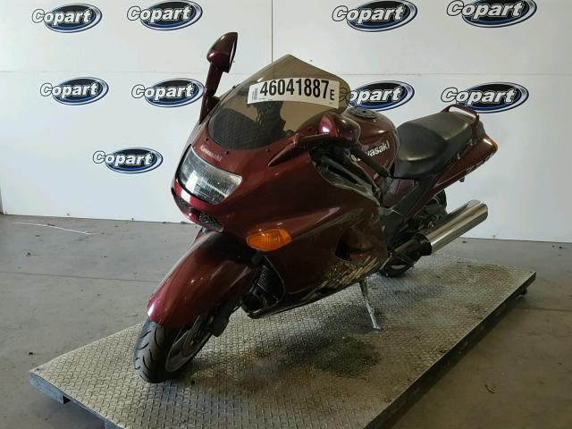 JKAZXBD131B513115 - 2001 KAWASAKI ZX1100 D MAROON photo 2