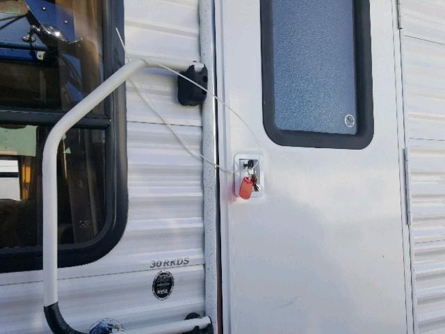 4YDT30R24B7201481 - 2011 KEYSTONE HORNET WHITE photo 5