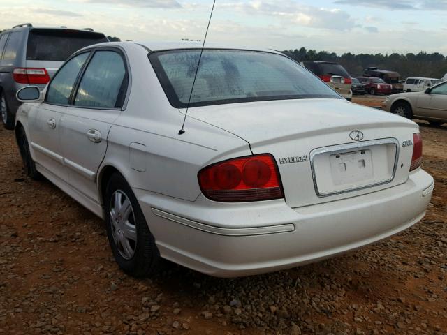 KMHWF25S04A936694 - 2004 HYUNDAI SONATA GL WHITE photo 3