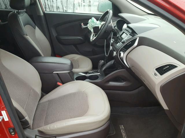 KM8JU3AC2DU549177 - 2013 HYUNDAI TUCSON GLS أحمر صورة 5