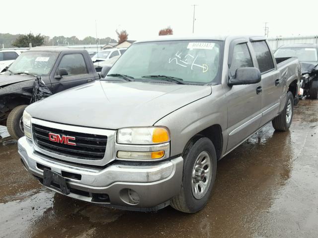 2GTEC13VX61240955 - 2006 GMC NEW SIERRA GRAY photo 2