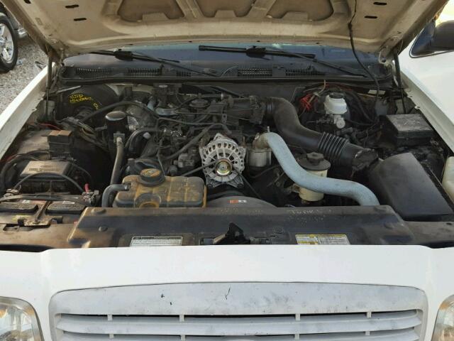 2FAFP71W1YX206531 - 2000 FORD CROWN VICT WHITE photo 7