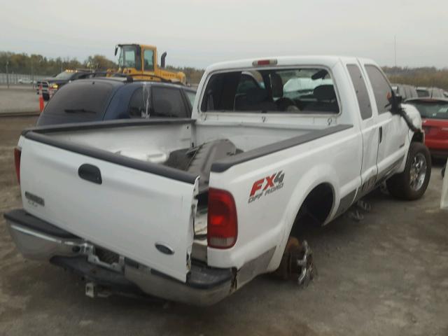 1FTSX21P95EB10258 - 2005 FORD F250 SUPER WHITE photo 4