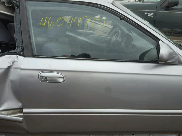 1HGEJ8252WL103083 - 1998 HONDA CIVIC EX 银色 照片 5