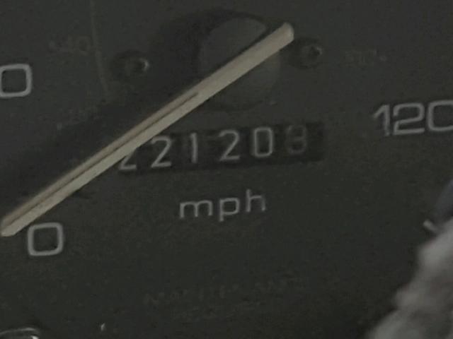 1HGEJ8252WL103083 - 1998 HONDA CIVIC EX 银色 照片 8